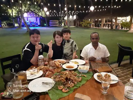 An evening around the table